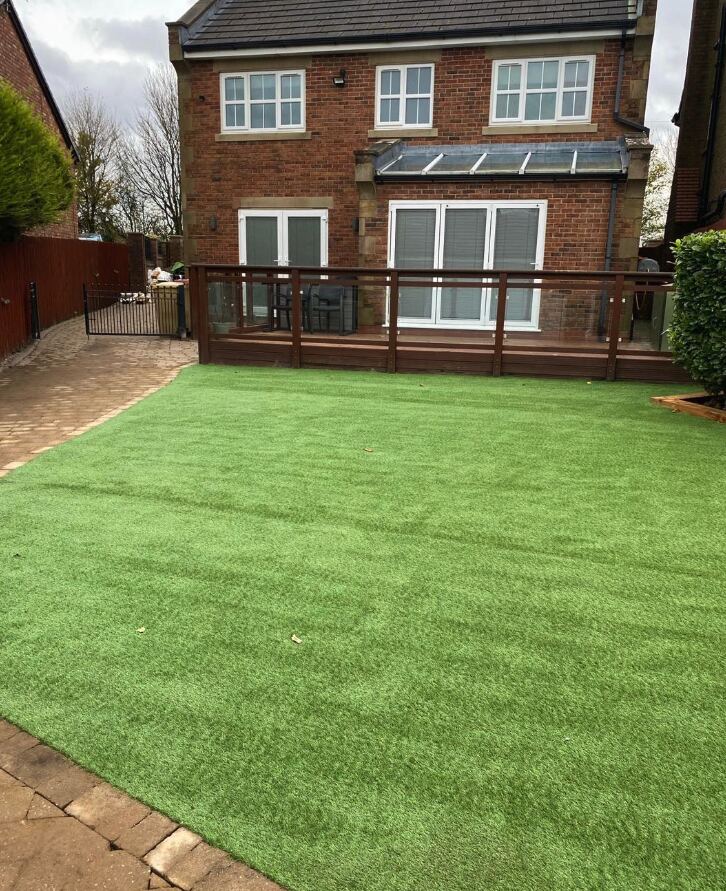Premium artificial lawn installation